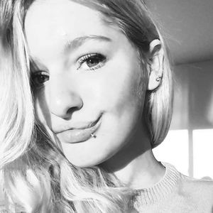 Meet your Posher, Annabel